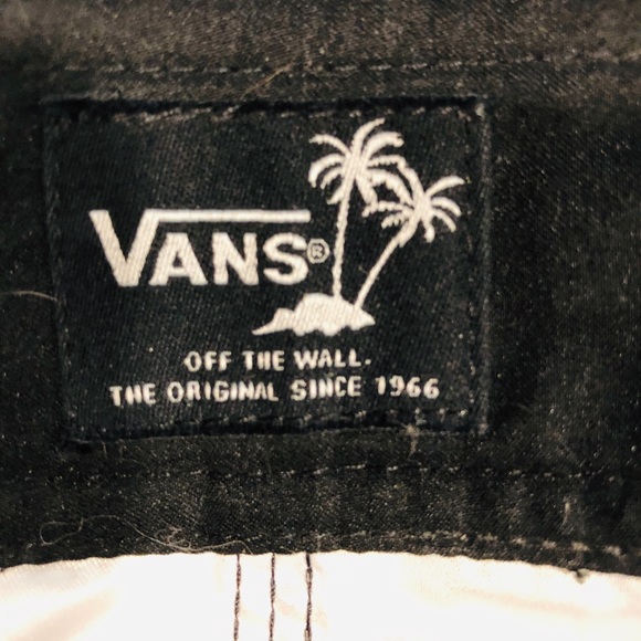 Vans Men’s Board Shorts EUC NWOT SZ 32 ☀️SOLD - Picture 3 of 4